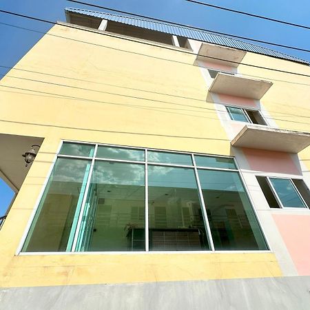 Tara Apartment Surat Thani Exterior foto